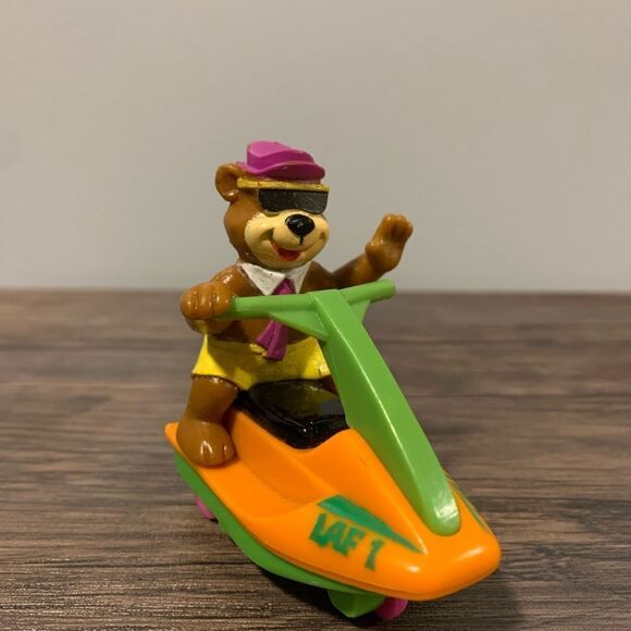 Vintage McDonalds 1991 Yogi Bear Complete Set ! - Picture 3 of 6